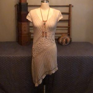 Express crochet tunic. Size M. Asymmetrical hem
